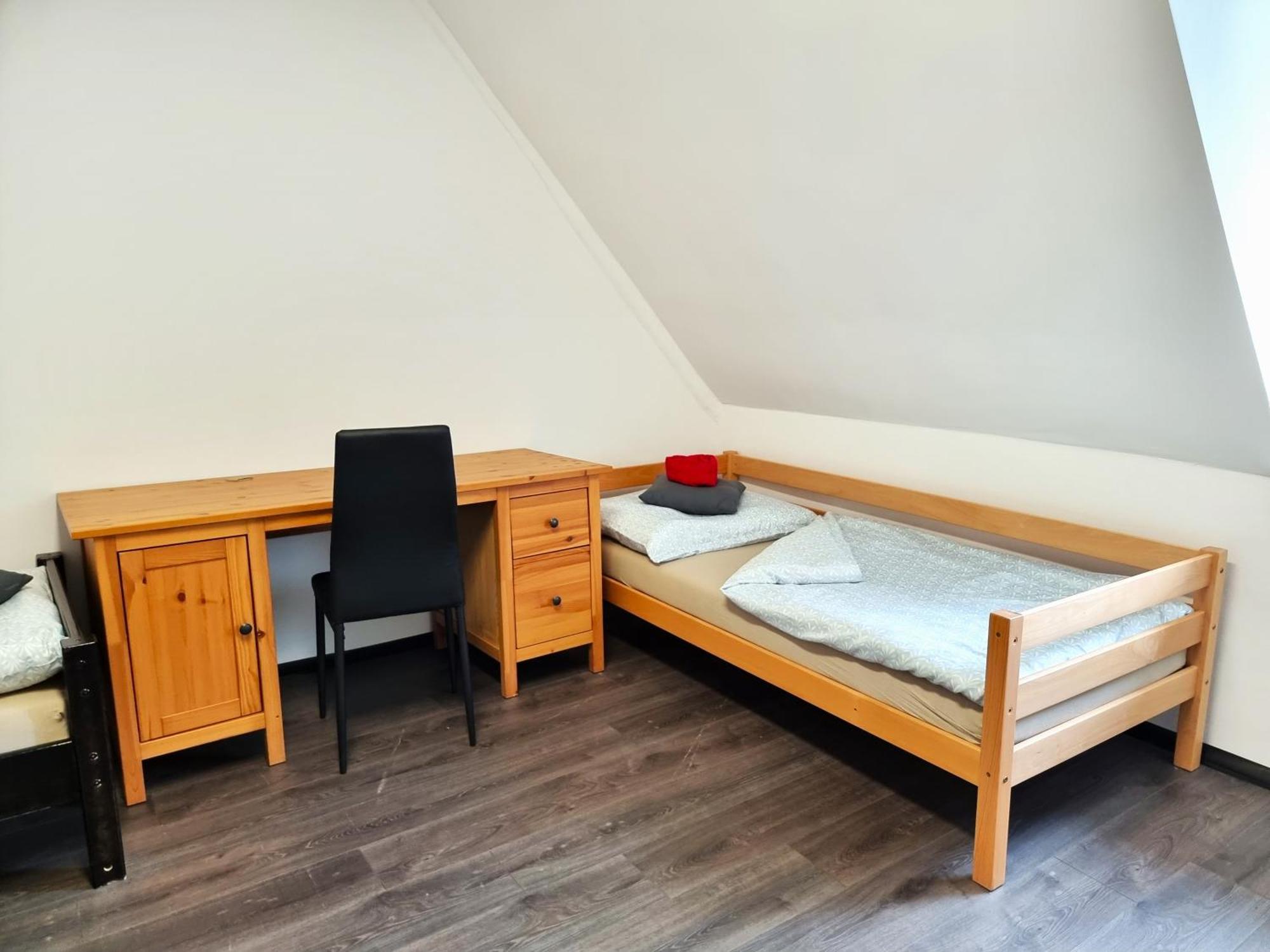 Rentcenter79 Lägenhet Sankt Peter-Freienstein Exteriör bild